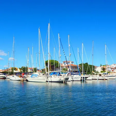 Port Mistral-1 By Interhome Apartment
