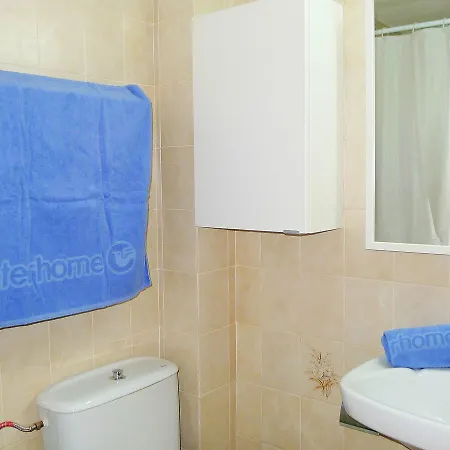 Port Mistral-1 By Interhome